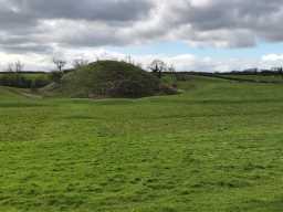 5 photographs of Bishopton Motte and Bailey. Photograph by Dr Emma Watson